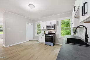 200 N 17th St, Erwin, NC 28339 - Photo 15