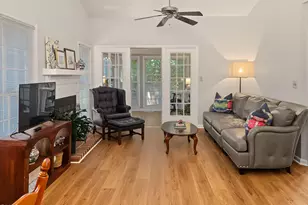 1101 Esher Ct, Raleigh, NC 27609 - Photo 3
