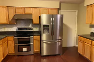 209 Hunter Hill Rd, Chapel Hill, NC 27516 - Photo 3