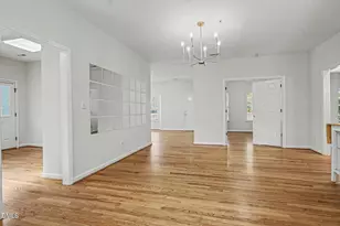 107 Bay Colony Ct, Chapel Hill, NC 27517 - Photo 9