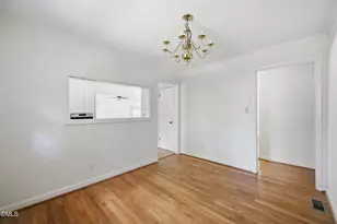 139 Windsor Cir, Chapel Hill, NC 27516 - Photo 15