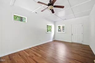 139 Windsor Cir, Chapel Hill, NC 27516 - Photo 9