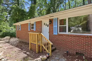 139 Windsor Cir, Chapel Hill, NC 27516 - Photo 3