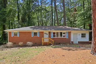 139 Windsor Cir, Chapel Hill, NC 27516 - Photo 1