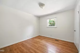 139 Windsor Cir, Chapel Hill, NC 27516 - Photo 15