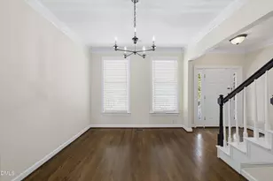 102 Parkside Cir, Chapel Hill, NC 27516 - Photo 11