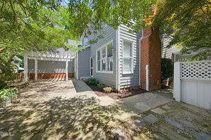 102 Parkside Cir, Chapel Hill, NC 27516 - Photo 5