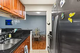 1001 Kingswood Dr, Chapel Hill, NC 27517 - Photo 7