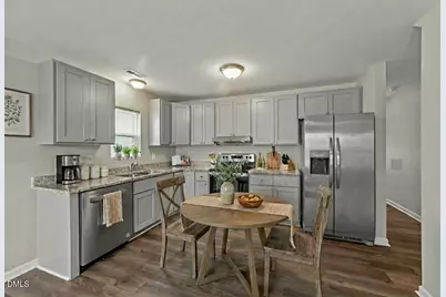 207 N Sellers Street, Selma, NC 27576 - Photo 11