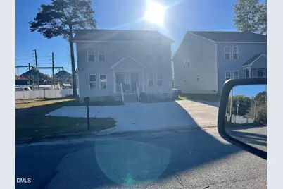 207 N Sellers Street, Selma, NC 27576 - Photo 9