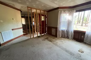 2301 White Oak Cir, Clayton, NC 27520 - Photo 3