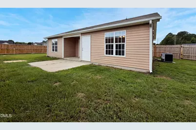 102 Reebe Circle, Selma, NC 27576 - Photo 15