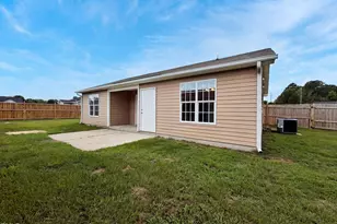 102 Reebe Cir, Selma, NC 27576 - Photo 15