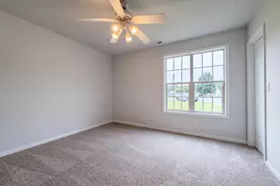 102 Reebe Cir, Selma, NC 27576 - Photo 9