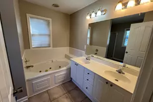 7706 Astoria Pl, Raleigh, NC 27612 - Photo 19