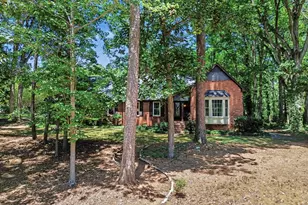 5221 Dutchman Dr, Raleigh, NC 27606 - Photo 3