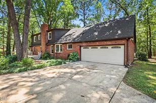 5221 Dutchman Dr, Raleigh, NC 27606 - Photo 9