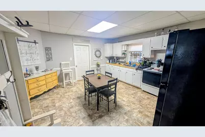409 S Anthony Street, Burlington, NC 27215 - Photo 17