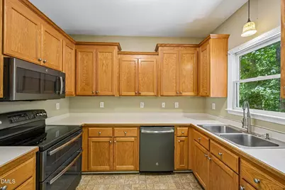 412 W Ballentine Street, Holly Springs, NC 27540 - Photo 15