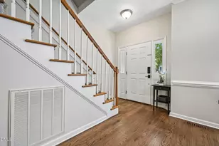 412 W Ballentine St, Holly Springs, NC 27540 - Photo 5