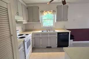 221 Country Ln, Clayton, NC 27520 - Photo 19