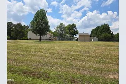 221 Country Lane, Clayton, NC 27520 - Photo 11