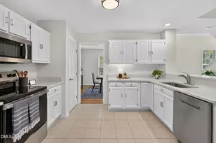 212 Mint Hill Dr, Cary, NC 27519 - Photo 13