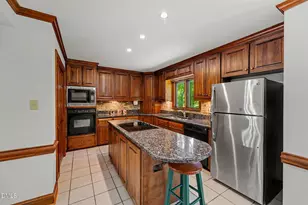 5537 Parkwood Dr, Raleigh, NC 27612 - Photo 11