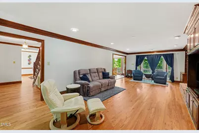5537 Parkwood Drive, Raleigh, NC 27612 - Photo 5