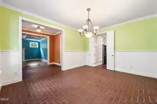 127 Graylyn Dr, Chapel Hill, NC 27516 - Photo 19