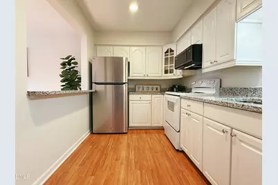 130 S Estes #A11, Chapel Hill, NC 27517 - Photo 11