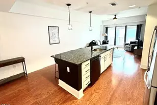 222 Glenwood Ave, Raleigh, NC 27603 - Photo 5