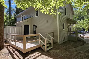 5906 Applewood Ln, Raleigh, NC 27609 - Photo 13
