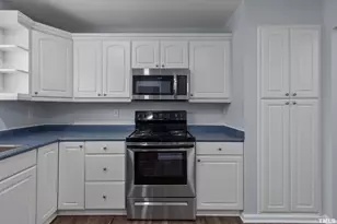 5702 3 Oaks Dr, Raleigh, NC 27612 - Photo 5