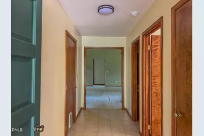 409 Dalkin Court, Burlington, NC 27215 - Photo 5