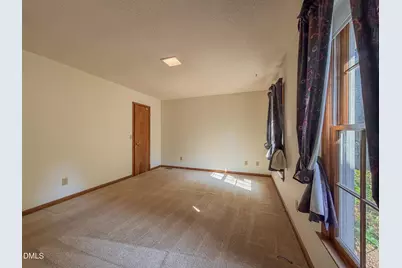 409 Dalkin Court, Burlington, NC 27215 - Photo 7