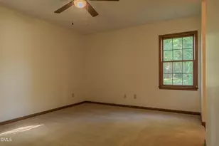 409 Dalkin Ct, Burlington, NC 27215 - Photo 17
