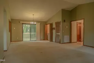409 Dalkin Ct, Burlington, NC 27215 - Photo 9
