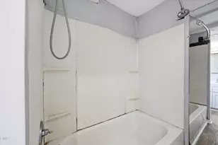 111 Markham St, Burlington, NC 27215 - Photo 21