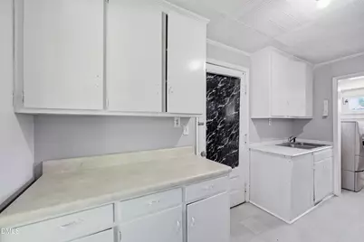 111 Markham Street, Burlington, NC 27215 - Photo 13