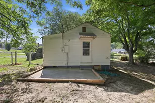 111 Markham St, Burlington, NC 27215 - Photo 7