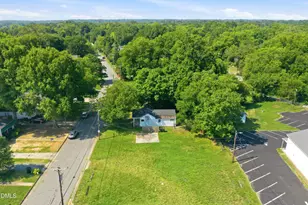 111 Markham St, Burlington, NC 27215 - Photo 25