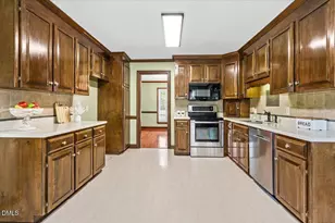 106 Yelverton Pl, Goldsboro, NC 27530 - Photo 21