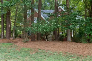 909 Oak Creek Rd, Raleigh, NC 27615 - Photo 5