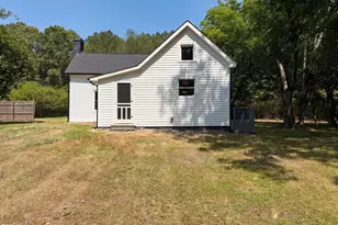 571 Winston St, Franklinton, NC 27525 - Photo 5