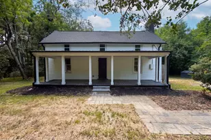 571 Winston St, Franklinton, NC 27525 - Photo 1