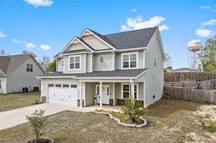 216 Weston Woods St, Raeford, NC 28376 - Photo 3