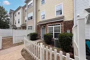 321 Gilman Ln, Raleigh, NC 27610 - Photo 5