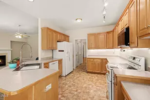16109 New Light Rd, Wake Forest, NC 27587 - Photo 9