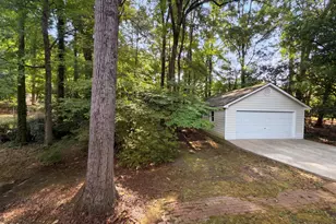 917 Hillview Dr, Cary, NC 27511 - Photo 15